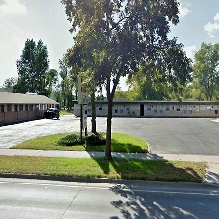 Budget Inn Long Prairie Exterior foto